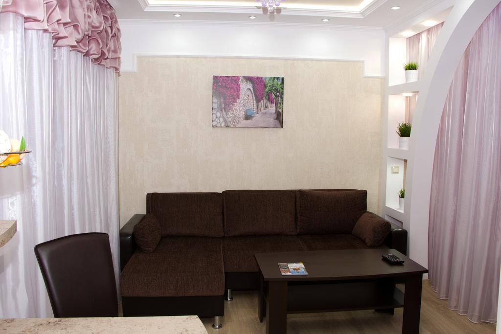 Apartment On "Mirgorod" 布雷斯特 外观 照片